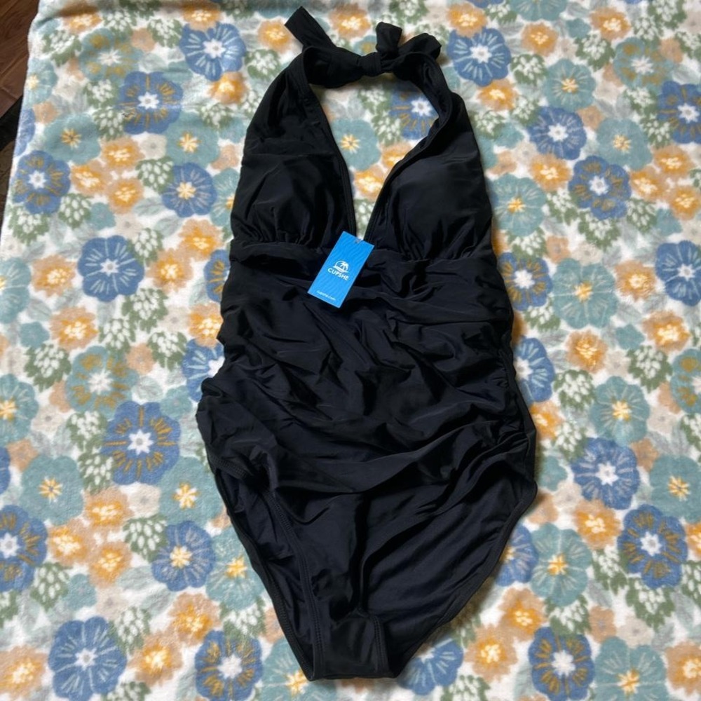 Cupshe NWT Women's Med Classic Plunge Halter Tie Flattering One Piece Swimsuit